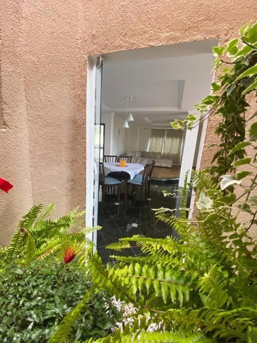 Sobrado Espacoso Em Santa Felicidade كوريتيبا المظهر الخارجي الصورة